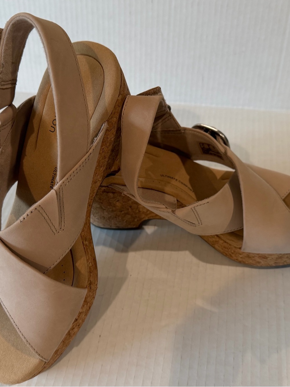 Clarks Cross-Strap Leather Giselle Dove  Slingback Sandals Sz 8 New - Picture 3 of 6